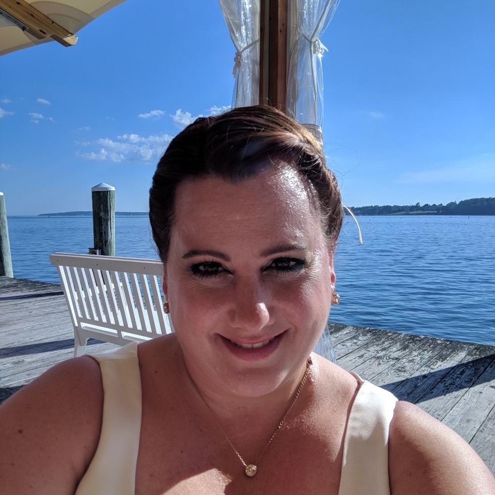 Meet your Posher, Amy